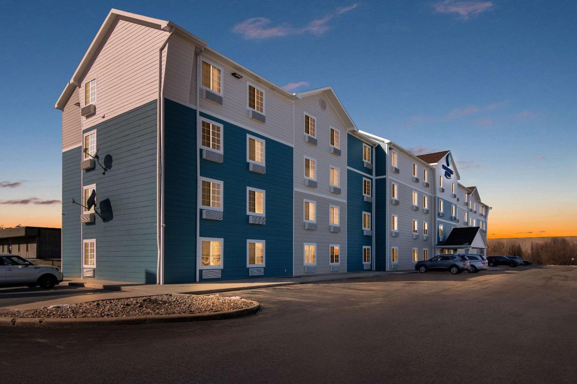Woodspring Suites Champaign Near University Eksteriør bilde