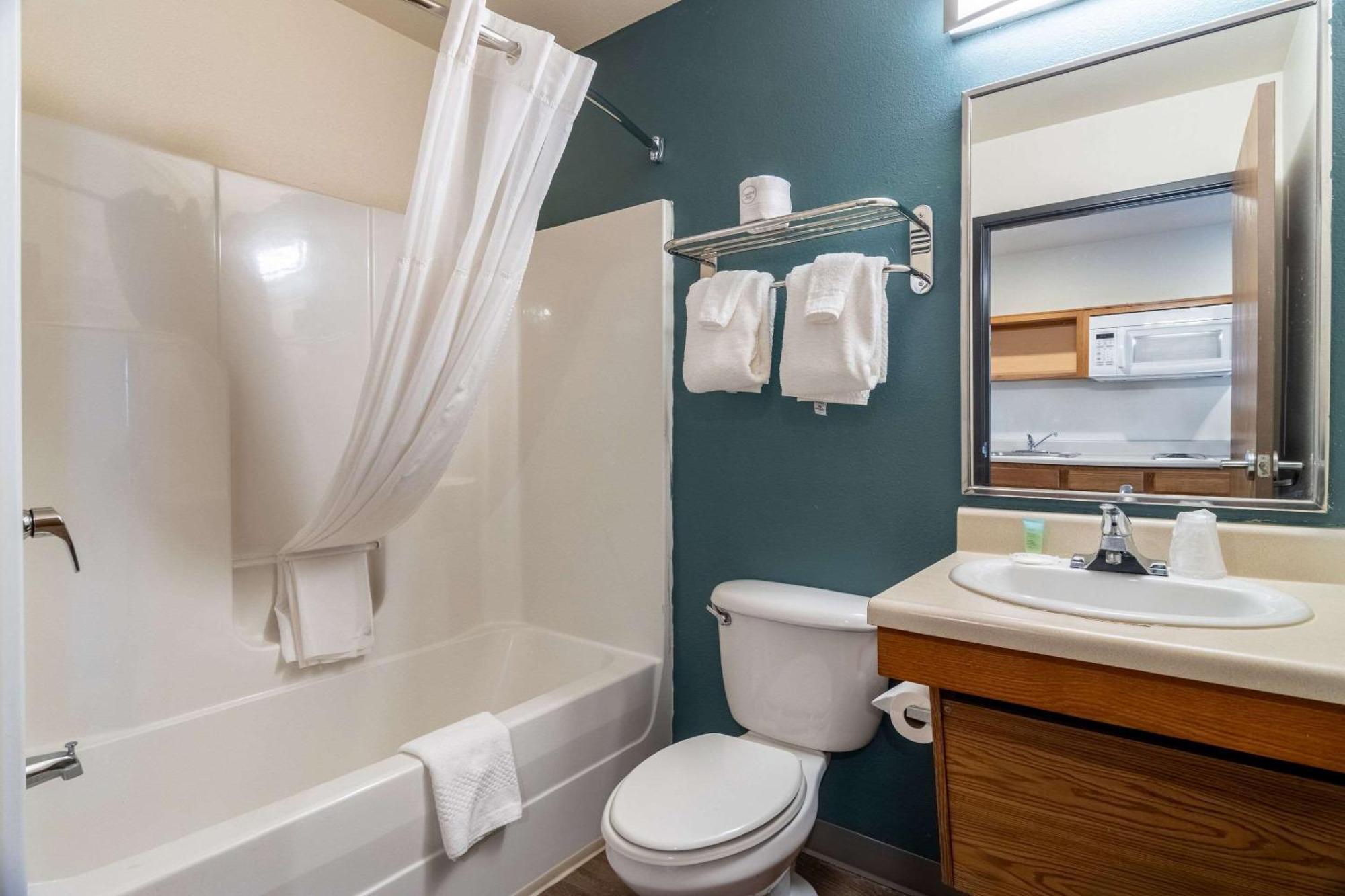 Woodspring Suites Champaign Near University Eksteriør bilde
