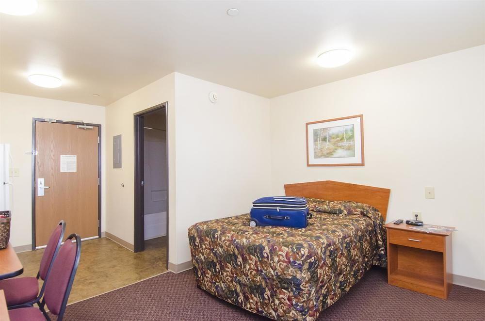 Woodspring Suites Champaign Near University Eksteriør bilde